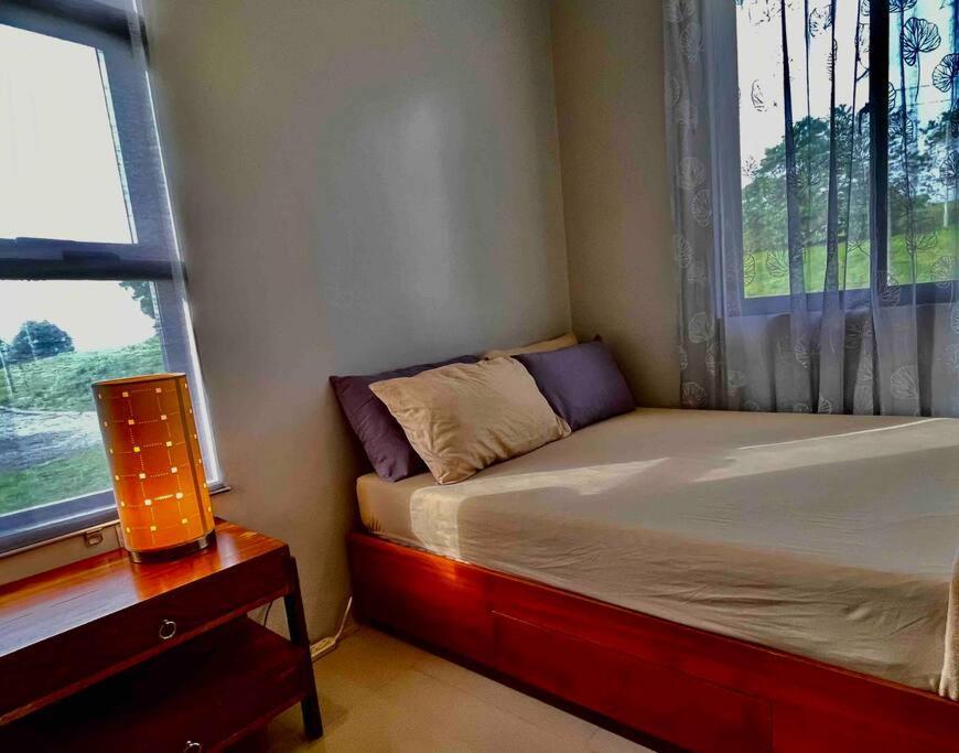 Overlooking Staycation At Sandari Batulao Tagaytay City Luaran gambar