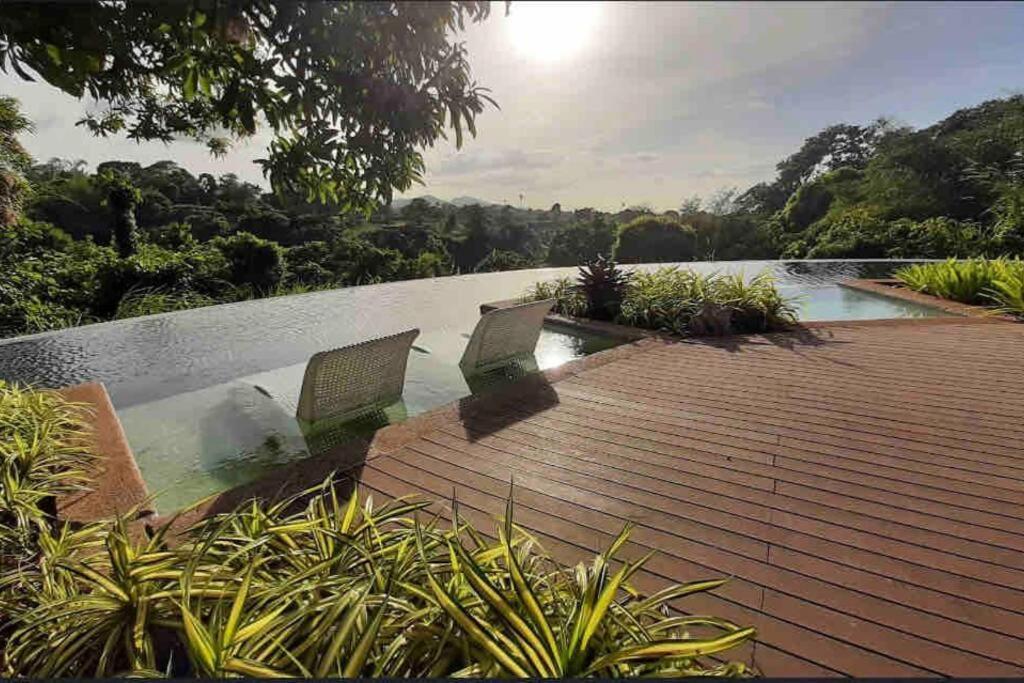 Overlooking Staycation At Sandari Batulao Tagaytay City Luaran gambar