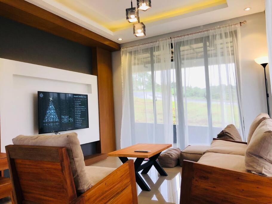 Overlooking Staycation At Sandari Batulao Tagaytay City Luaran gambar