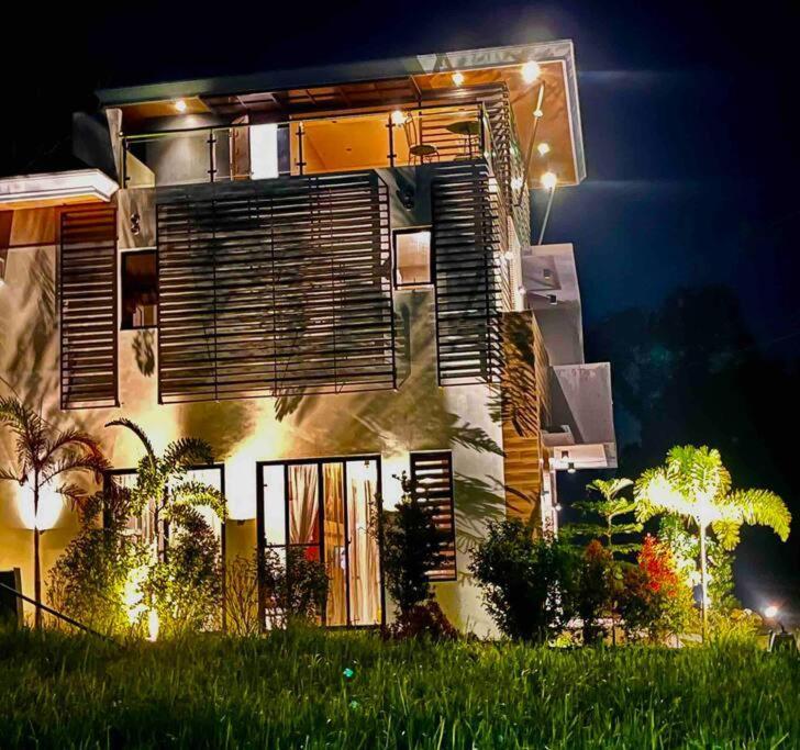 Overlooking Staycation At Sandari Batulao Tagaytay City Luaran gambar