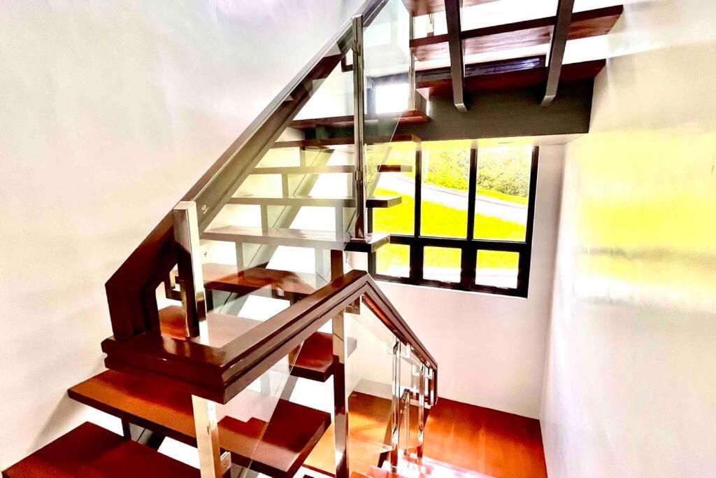 Overlooking Staycation At Sandari Batulao Tagaytay City Luaran gambar