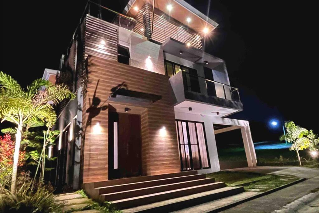 Overlooking Staycation At Sandari Batulao Tagaytay City Luaran gambar