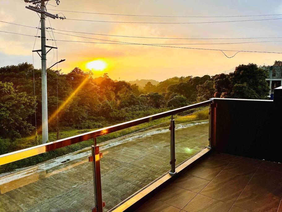 Overlooking Staycation At Sandari Batulao Tagaytay City Luaran gambar