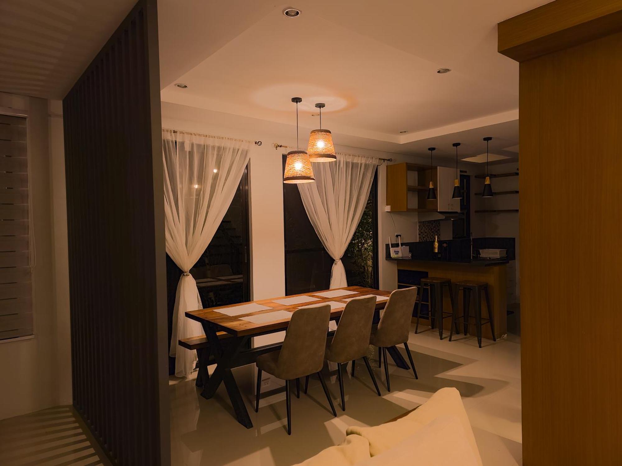 Overlooking Staycation At Sandari Batulao Tagaytay City Luaran gambar